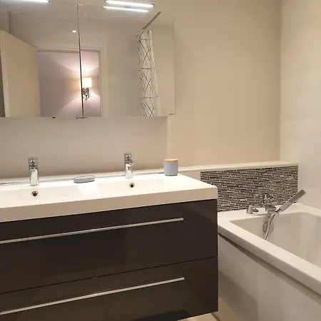 115 M2 Garage Tram St Maur Lille