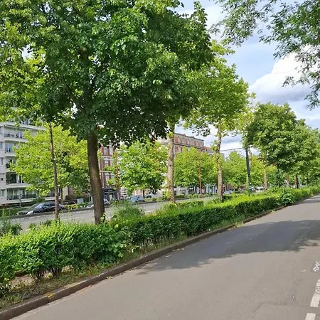 115 M2 Garage Tram St Maur *