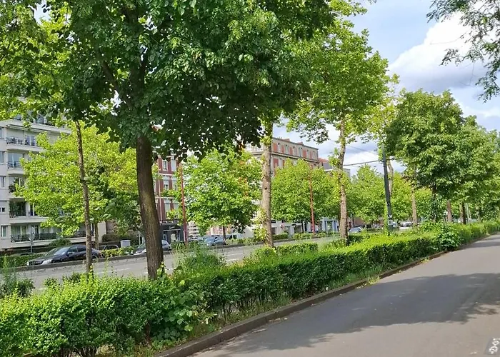 115 M2 Garage Tram St Maur *